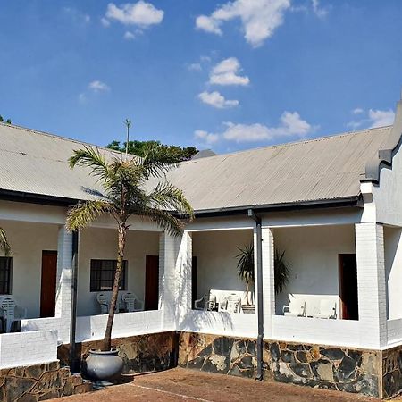 Lake Motel Hartbeespoort Eksteriør bilde